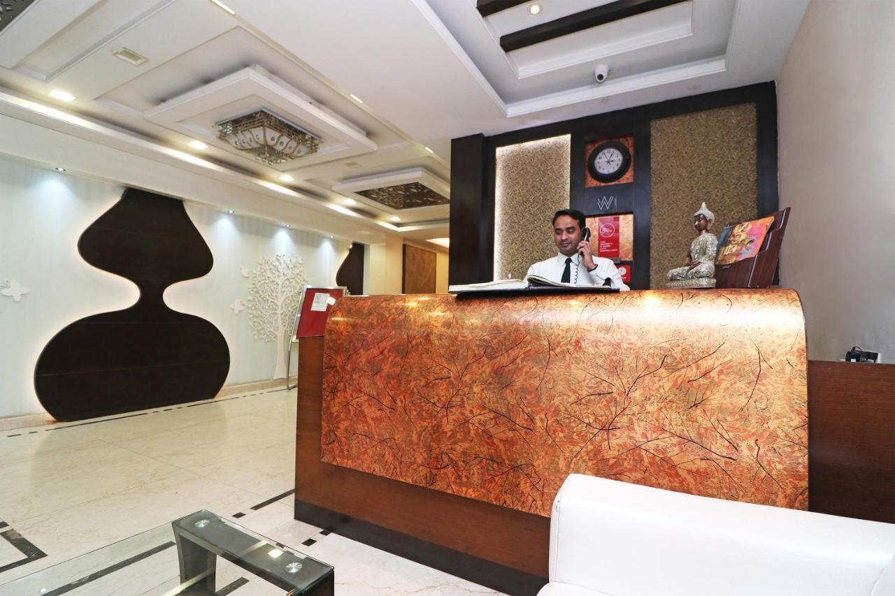 Puja Residency Hotel Varanasi Luaran gambar